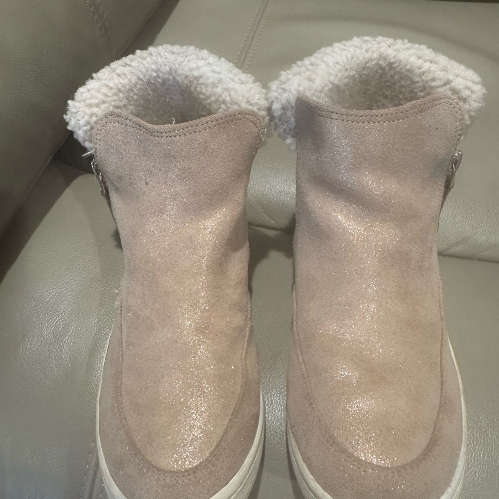 Cynthia Rowley Sparkly Beige Kids Boots
